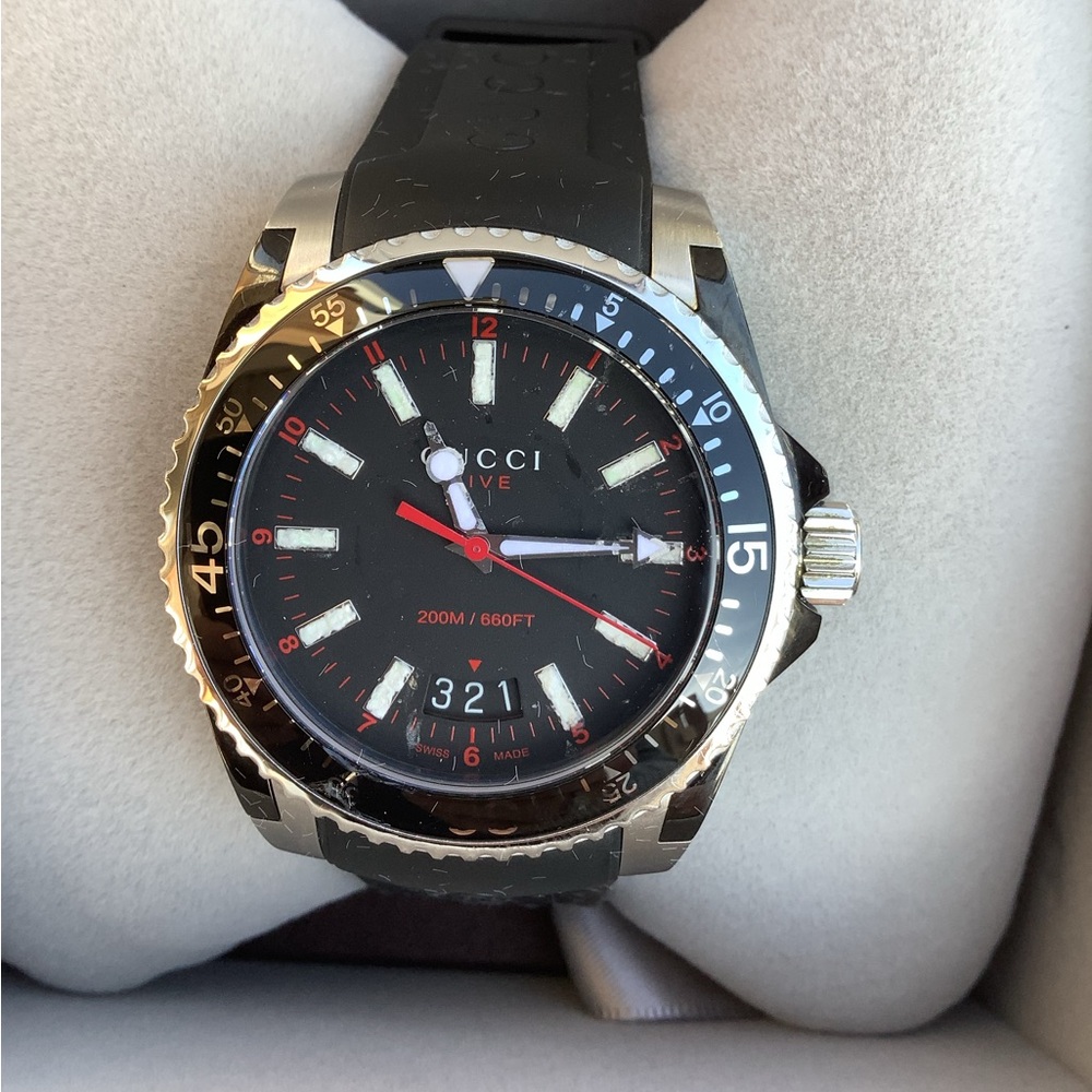 - BIG and BEAUTIFUL GUCCI watch🌟🌟🌟🌟 - Picture 8 of 15